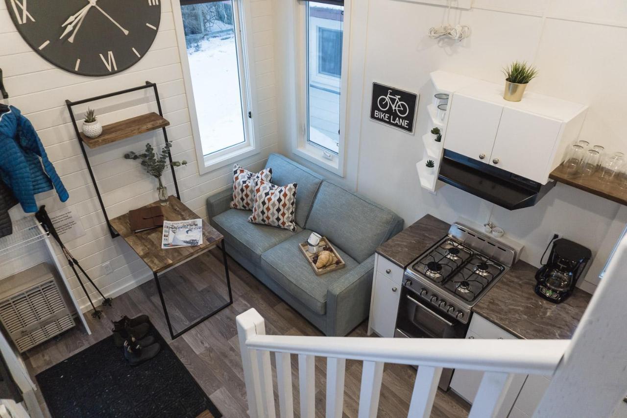 Tiny Homes By Snow Valley Lodging Fernie Luaran gambar