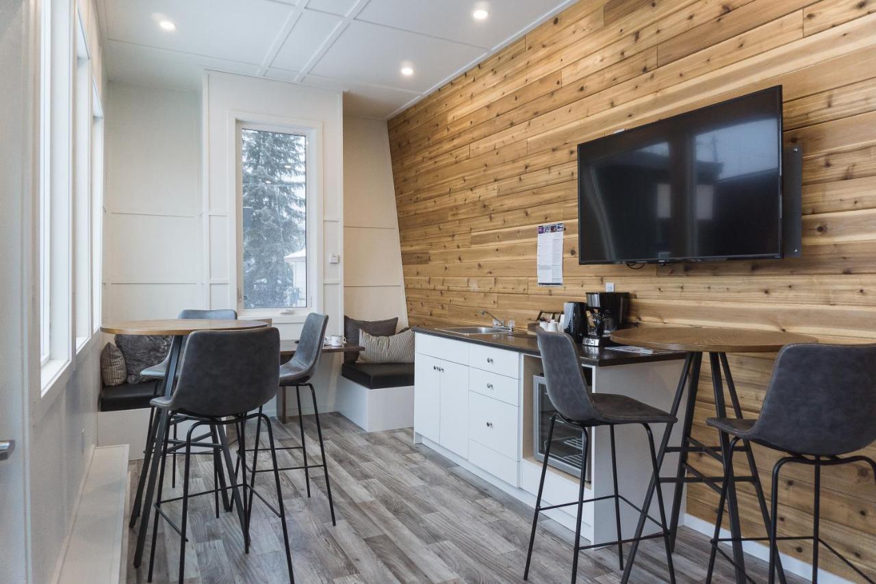 Tiny Homes By Snow Valley Lodging Fernie Luaran gambar